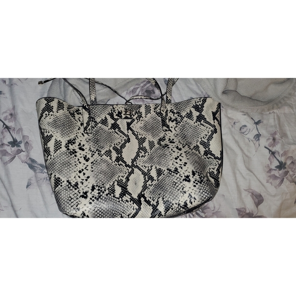 GUESS Reversible tote bag - Picture 2 of 4